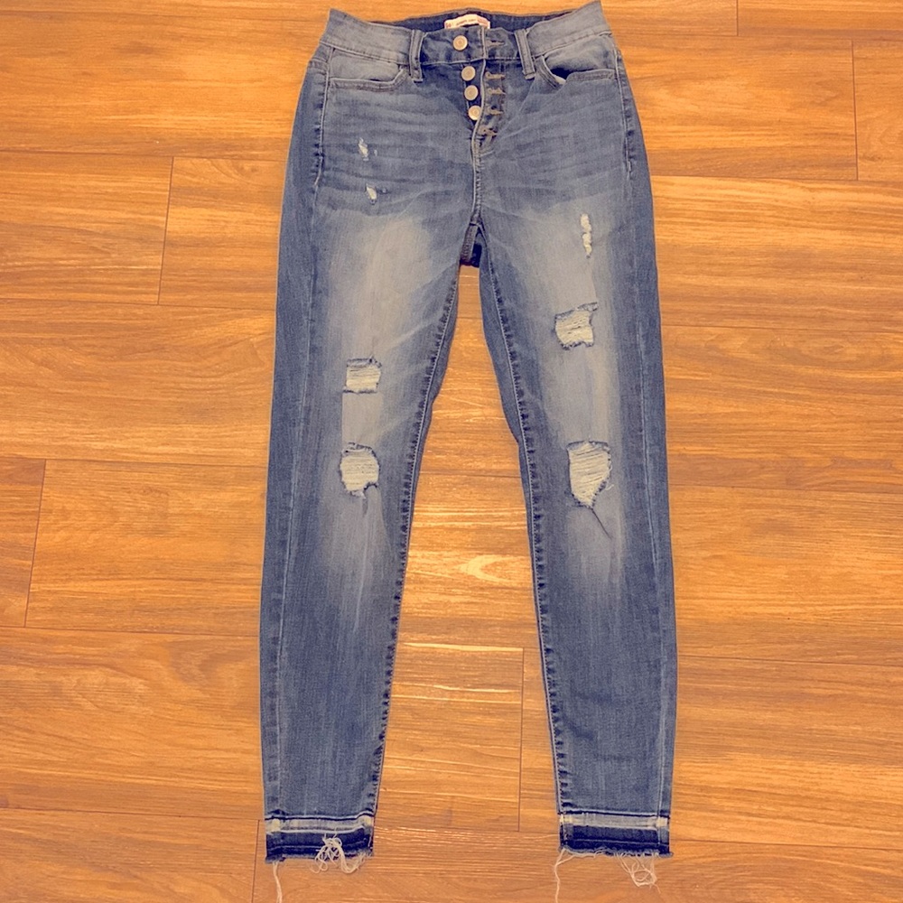 Juniors' SO, Skinny Jeans, High rise.